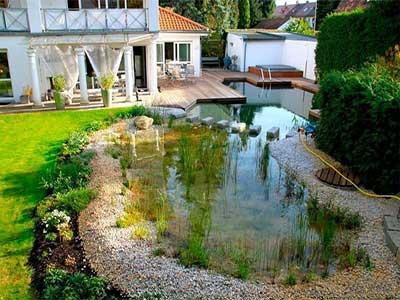 Плавательный пруд